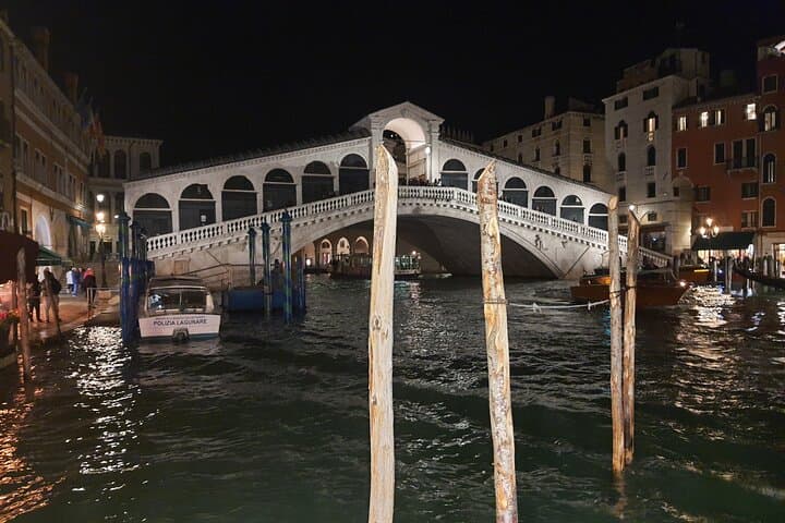 Venice After Dark: Small-Group Night Walking Tour to Experience Venice Like a Local photo 2