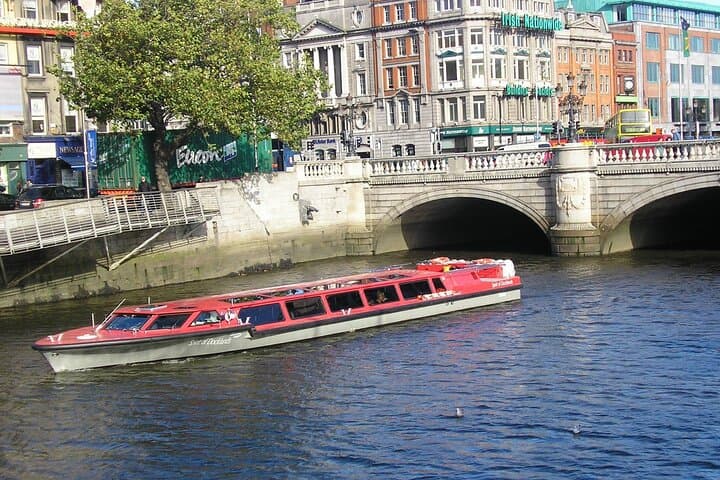River Liffey Cruise: 45-Minute Guided Sightseeing in Dublin photo 3