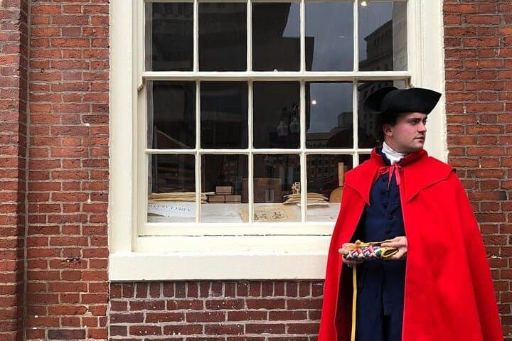 Step Into History on Boston’s Authentic Revolutionary Walking Tour photo 5