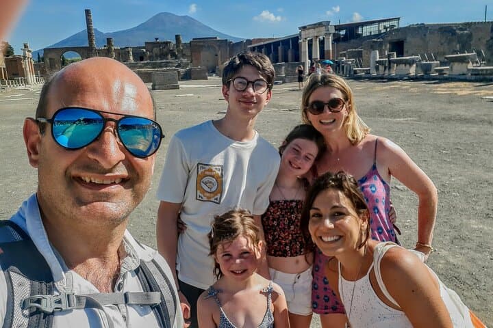 Exploring Pompeii: Private 2-Hour Guided Tour of the Ancient Ruins photo 2