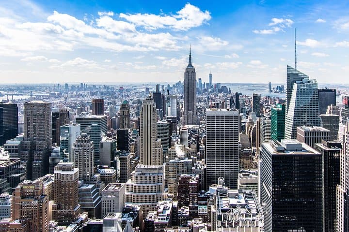 Private Luxury Manhattan Highlights Tour — Rockefeller, Central Park & Statue of Liberty Ferry photo 2