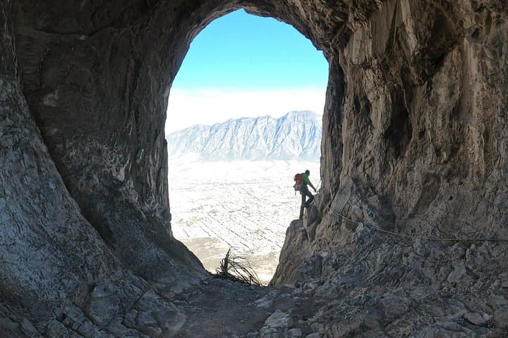 Hiking and Rappelling at Nido de los Aguiluchos: Monterrey’s Cliffside Adrenaline photo 5