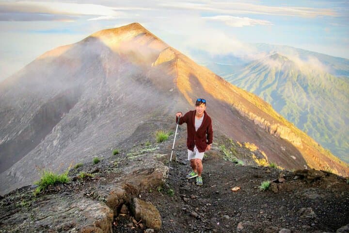 Mount Agung Sunrise Trek: Besakih and Pasar Agung Routes for Serious Trekkers photo 2