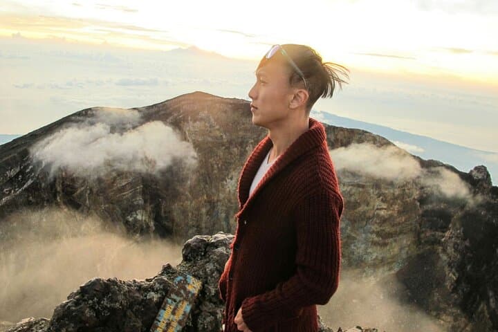 Mount Agung Sunrise Trek: Besakih and Pasar Agung Routes for Serious Trekkers