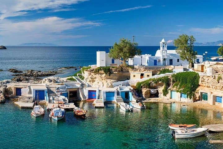 Private Sunset Motorboat Cruise in Milos — Kleftiko & Coastal Coves