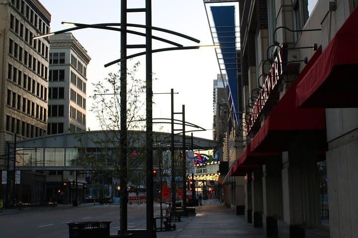 Walking with Prince: Self-Guided Audio Tour of Downtown Minneapolis photo 5