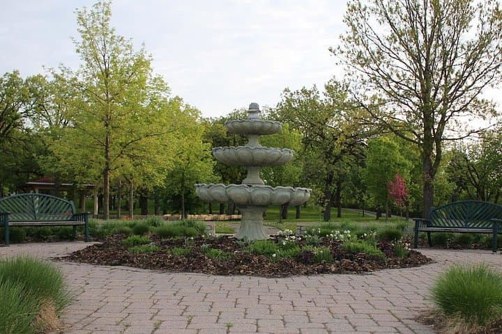 Minnehaha Falls Self-Guided Audio Tour — History, Hiawatha Garden & Lower Glen Walk photo 2