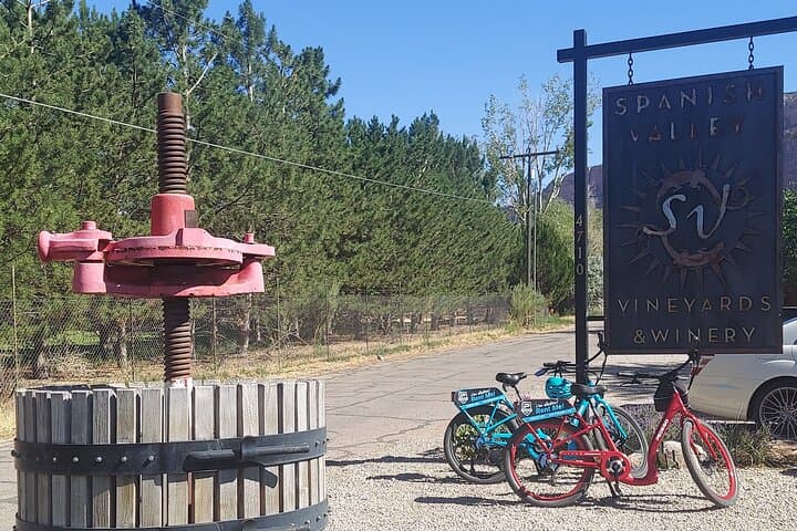 Moab Back Roads Winery E‑Bike Tour: Petroglyphs, Spanish Spring & Tasting