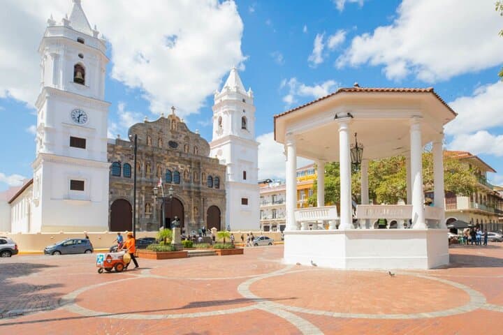 Casco Viejo Walking Tour: Explore Panama City's Colonial Heart in 2 Hours photo 3