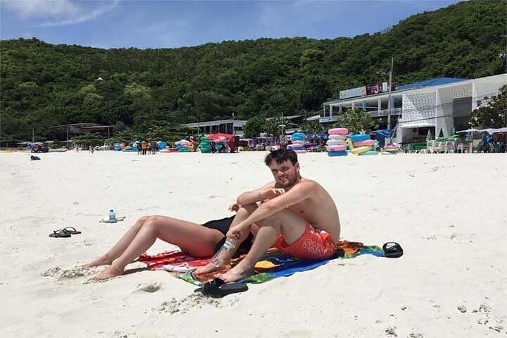 Koh Larn (Coral Island) Speed Boat Day Trip — Parasailing, Snorkeling & Beach Lunch photo 3