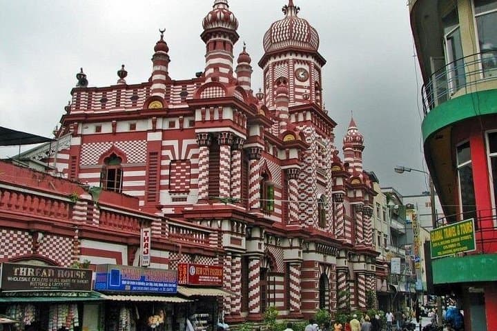 Colombo Day Tour from Negombo — Full-Day City Highlights with Sri Lankan Lunch photo 3