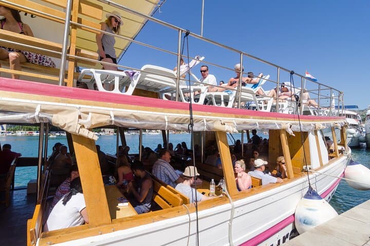 Custom Half-Day Boat Rental in Dubrovnik — Private Group Cruise & Snorkeling photo 3