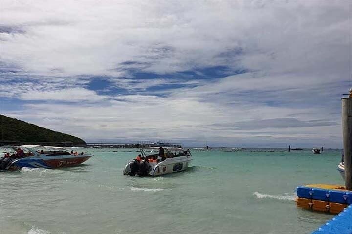 Koh Larn (Coral Island) Speed Boat Day Trip — Parasailing, Snorkeling & Beach Lunch photo 5