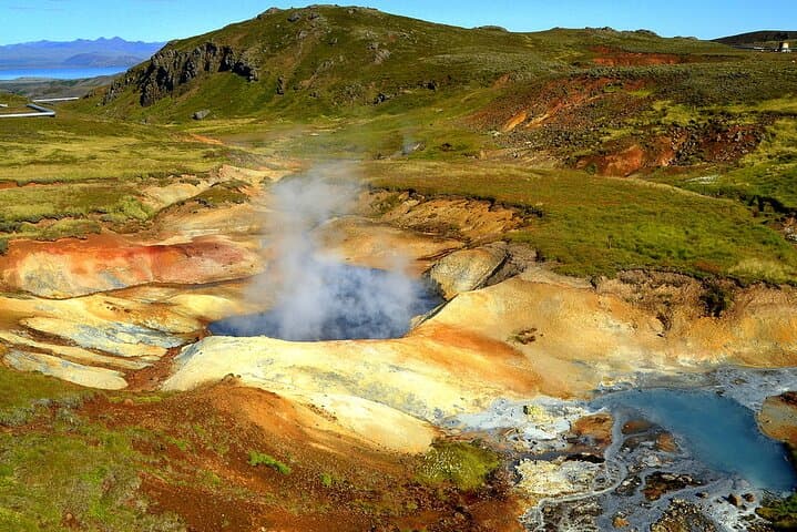 Helicopter Tour to Hengill Geothermal Area with On‑Site Landing — Reykjavik