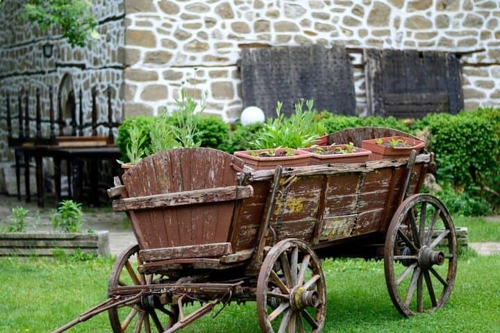 11-Day Private Guided Tour from Bucharest: Transylvania, Castles & Painted Monasteries photo 2