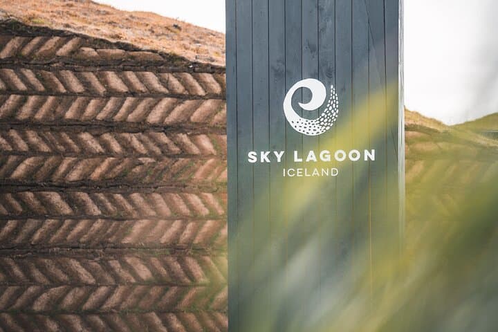 Silfra Snorkel & Sky Lagoon Self-Drive: Cold-and-Hot Iceland Adventure photo 6