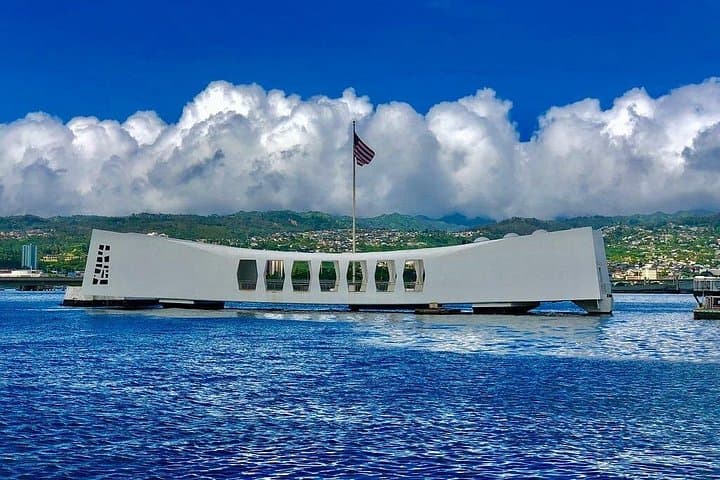 Pearl Harbor Tour: USS Arizona Memorial & Battleship Missouri Experience photo 4