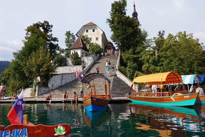 Lake Bled Pletna Boat Ride & Bled Castle Tour — 5‑Hour Excursion photo 6