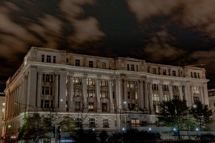 DC Ghosts Ultimate Dead of Night Haunted Ghost Tour — Washington DC Haunted Walking Experience photo 5