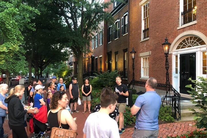 DC Ghost Tour: Night Walk Through Washington's Haunted District photo 6
