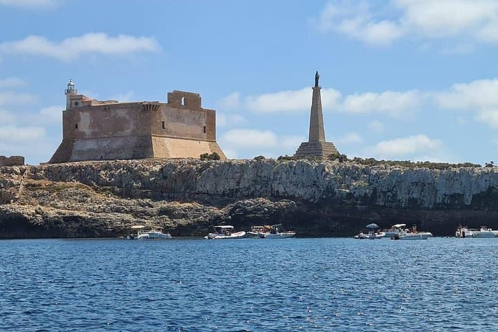 Avola to Isola delle Correnti: Snorkel the Roman Columns and Aperitif Boat Tour