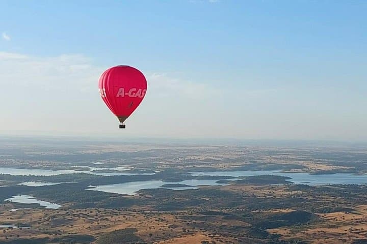 Private Sunrise Hot Air Balloon Flight in the Algarve — Champagne Picnic & Coastal Views photo 4