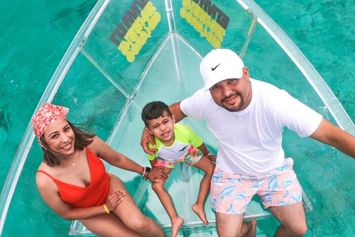 Clear-Bottom Private Boat Tour on Nichupté Lagoon, Cancun