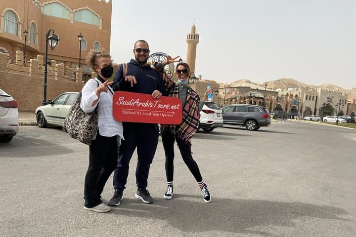 Half-Day Riyadh City Tour: Diriyah, Kingdom Tower & Al Rajhi Mosque photo 4