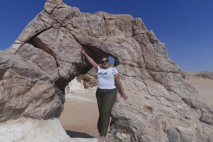 One-Day Safari to Egypt’s White Desert and Black Desert from Cairo photo 2