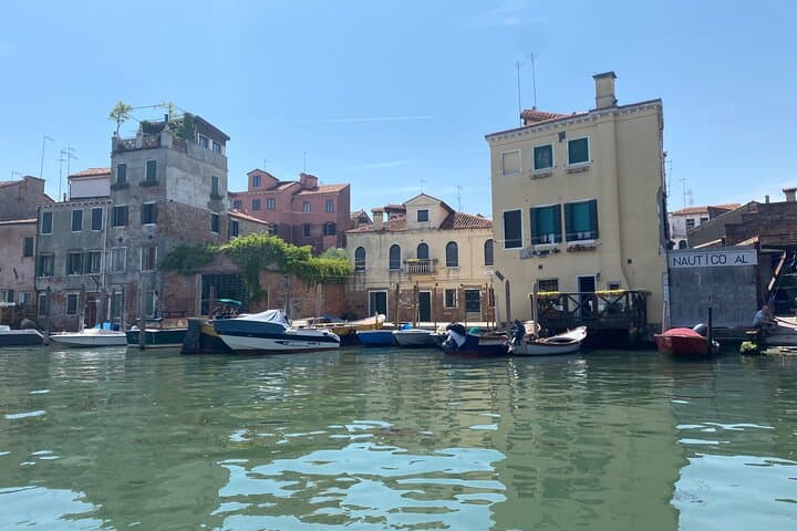 Venice Luxury Private Day Tour with Gondola, Murano & Burano from Rome photo 5