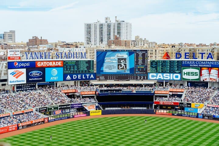 New York Soccer Experience: Manhattan Walking Tour of Stadiums, Shops & Murals photo 2