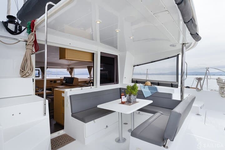 Private 40 ft Catamaran Charter in Cozumel: Snorkel El Cielo & Palancar photo 6