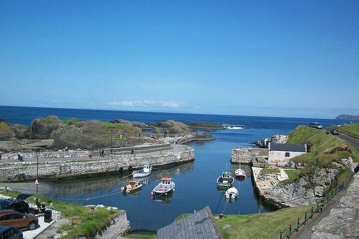 Private Giant's Causeway Day Trip from Belfast — Game of Thrones Sites & Bushmills photo 4
