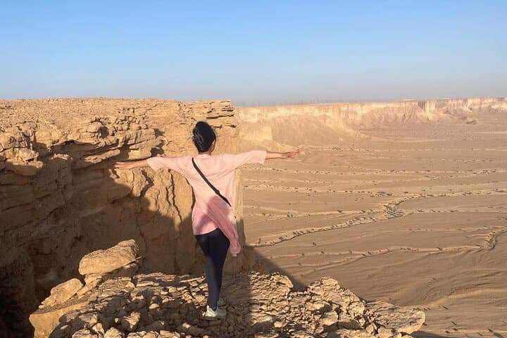 Sunset at The Second Edge: Guided Hike to the Tuwaiq Escarpment from Riyadh photo 5