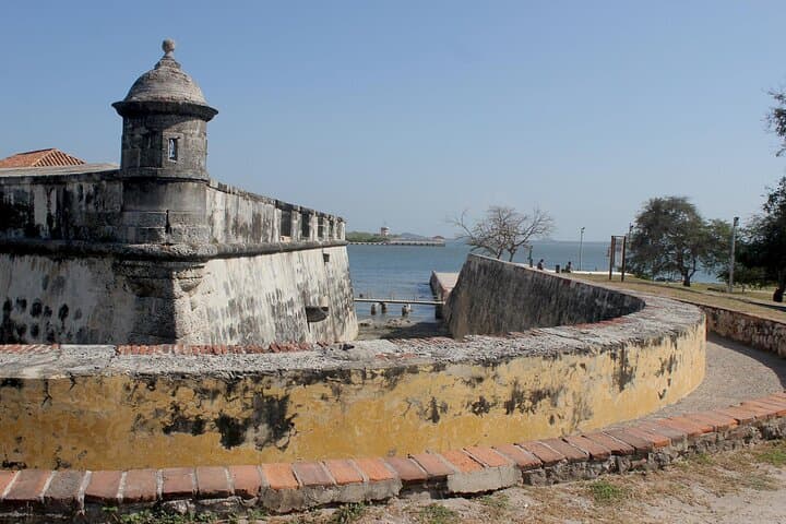 Self-Guided e-Scavenger Hunt in Cartagena: Interactive City Game & Walking Tour photo 6