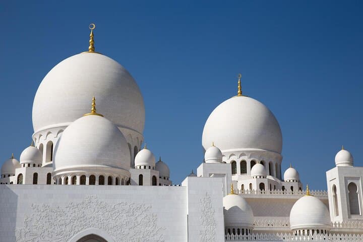 Abu Dhabi Day Trip from Dubai: Private Full-Day Tour to Sheikh Zayed, Heritage Village & Yas Island photo 3