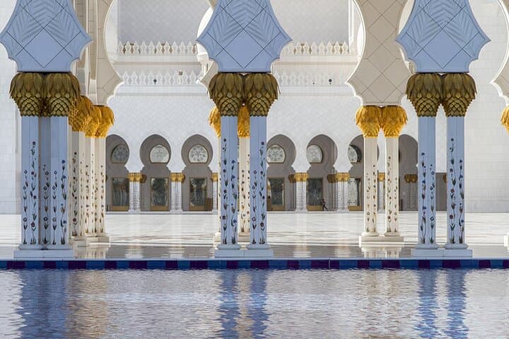 Abu Dhabi Day Trip from Dubai: Private Full-Day Tour to Sheikh Zayed, Heritage Village & Yas Island photo 2