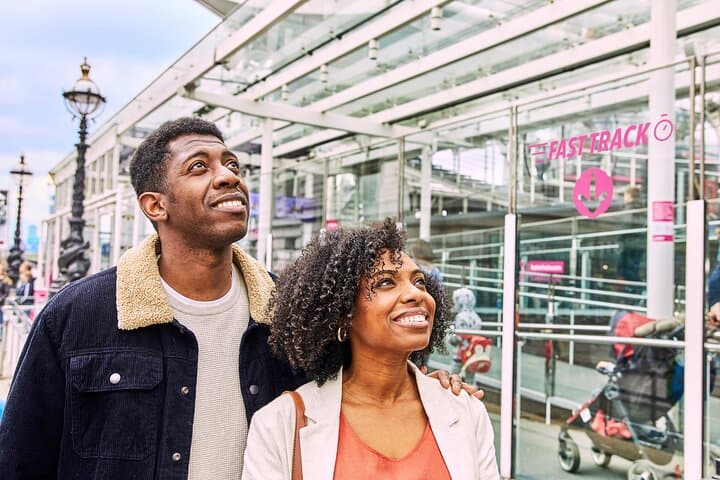 Skip-the-Line London Eye Fast-Track Experience: 30-Minute Capsule & 4D photo 5
