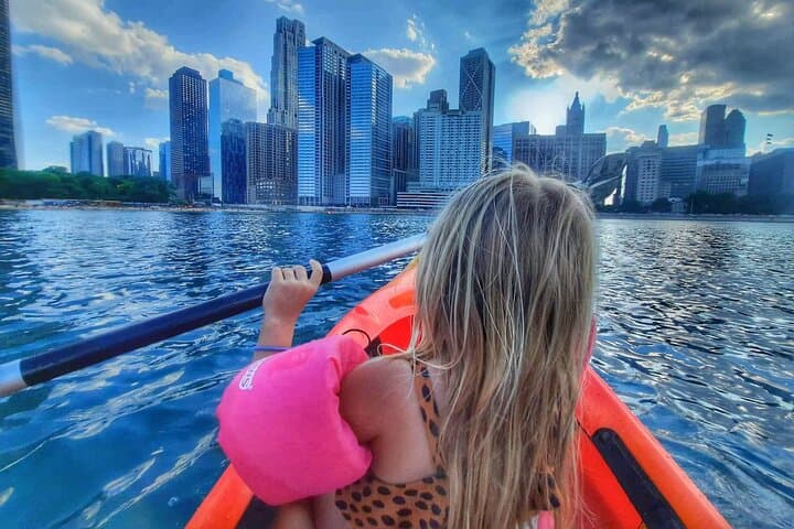 Paddle Chicago’s Lake Michigan: Kayak Rentals at Ohio Street Beach photo 5