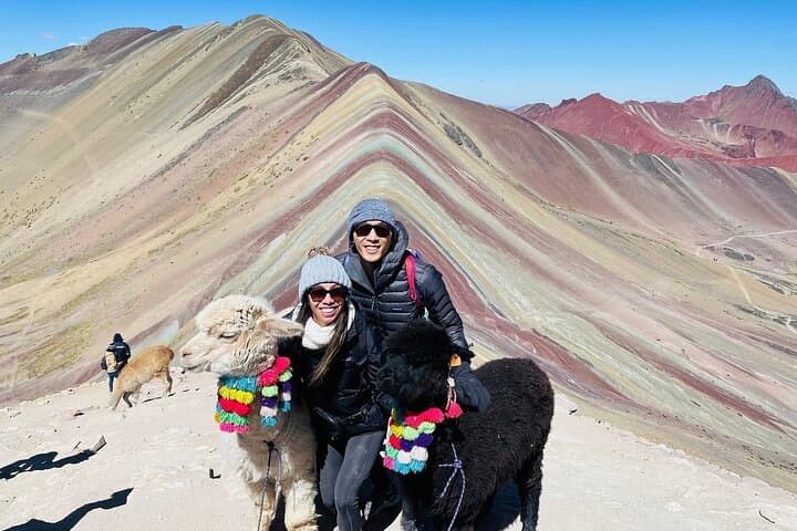 Rainbow Mountain Afternoon Hike: Beat the Crowds & Experience Vinicunca in Peace