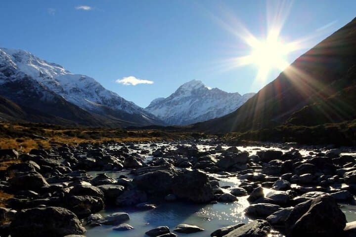 Christchurch to Mt Cook via Lake Tekapo: Half-Day Scenic Small-Group Transfer photo 3
