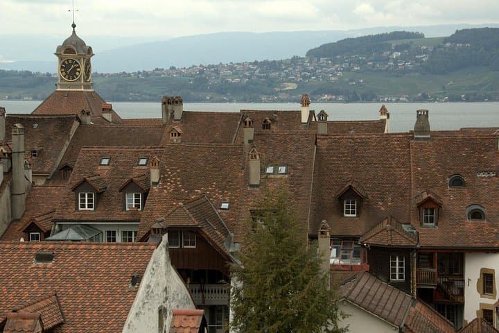 Lite Bicycle Tour Across Switzerland: 11-Day Cross-Country Cycle photo 3