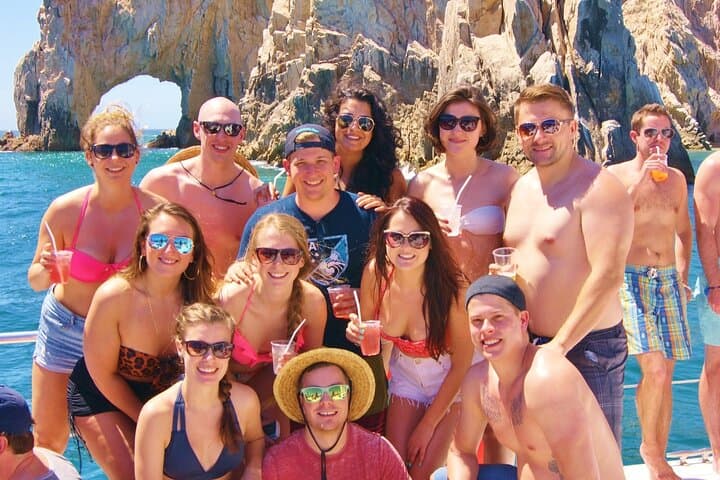 Half-Day Snorkel & Party Catamaran to Santa Maria Bay, Los Cabos photo 2