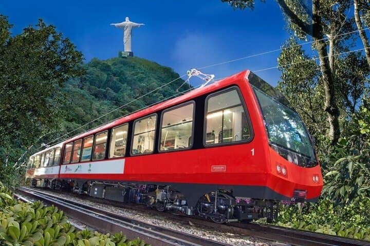 VIP Rio City Tour: Corcovado Train, Sugarloaf Cable Car & Rodízio Lunch