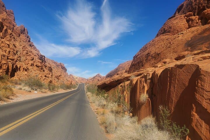 Valley of Fire State Park Day Tour from Las Vegas — Beehives, Petroglyphs & White Domes photo 2