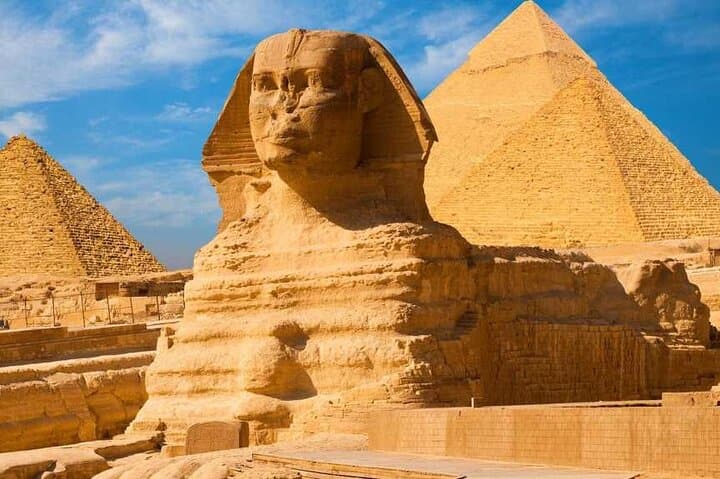 Day Trip to the Pyramids & Great Sphinx from Sharm el Sheikh