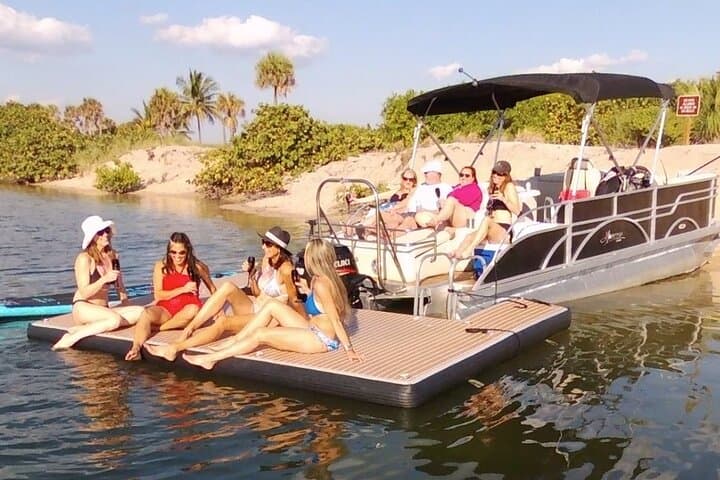 Explore Fort Lauderdale’s Waterways: Private 4-Hour Boat Cruise with Watertoys