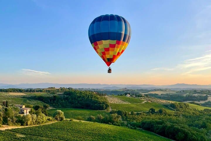 Sunrise Hot Air Balloon Over Chianti: Private Flight from San Casciano photo 3