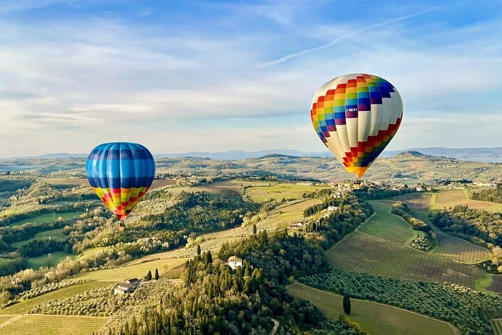 Sunrise Hot Air Balloon Over Chianti: Private Flight from San Casciano