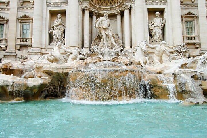 Rome Golf Cart Tour: Cruise Between the Colosseum, Trevi Fountain & Spanish Steps photo 4